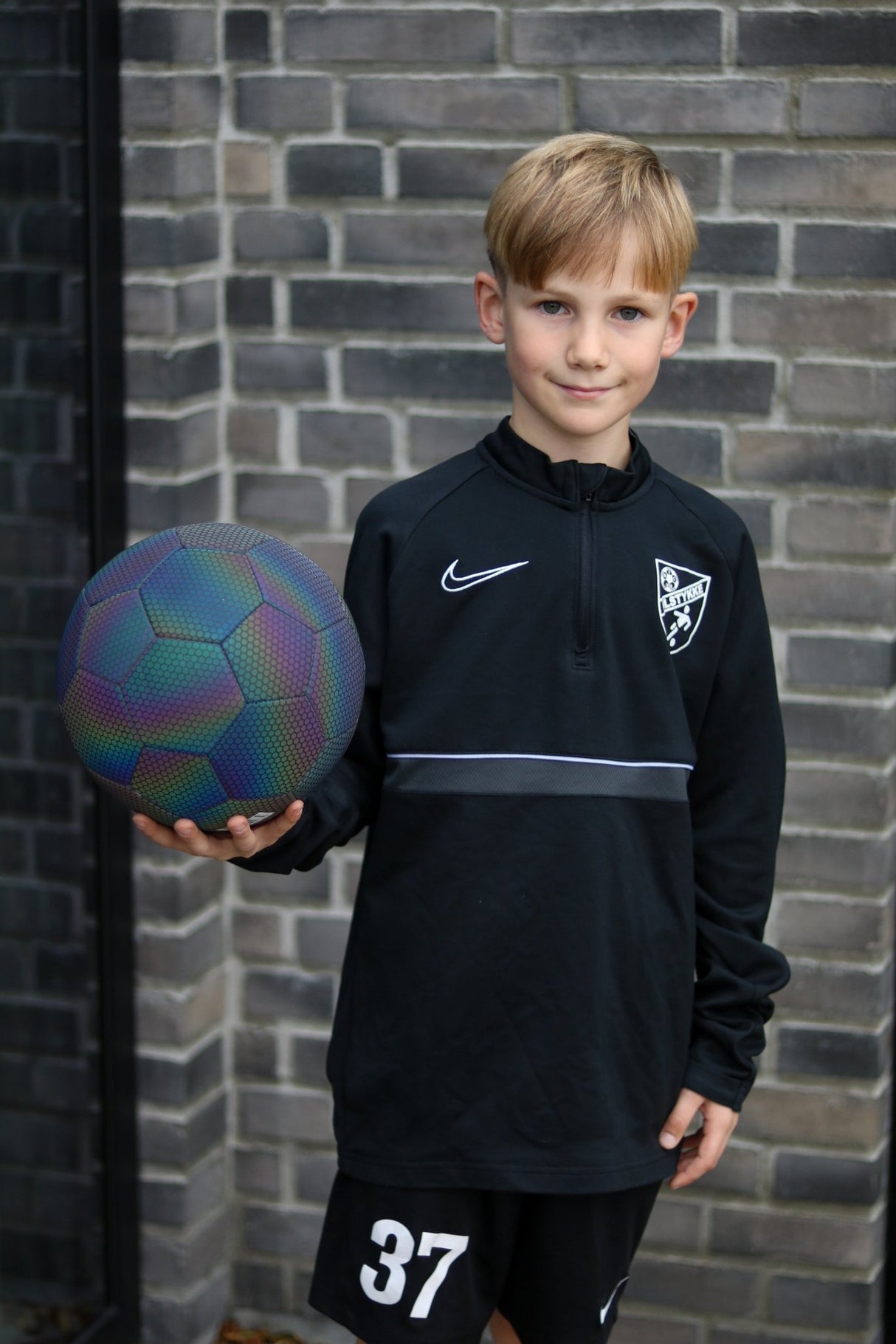 Lysreflekterende fodbold - str. 5 - Lukaki.dkLysreflekterende fodbold - str. 5