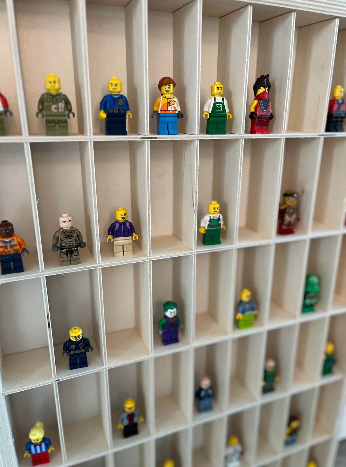 Setbox mit 54 Fächern für Spielzeugautos und Kleinteile