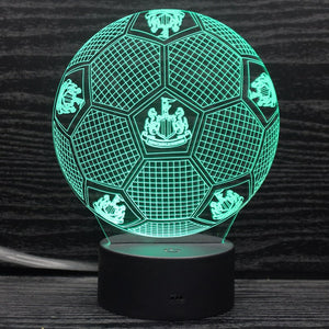 Newcastle 3D-Fußballlampe – Leuchtet in 7 Farben