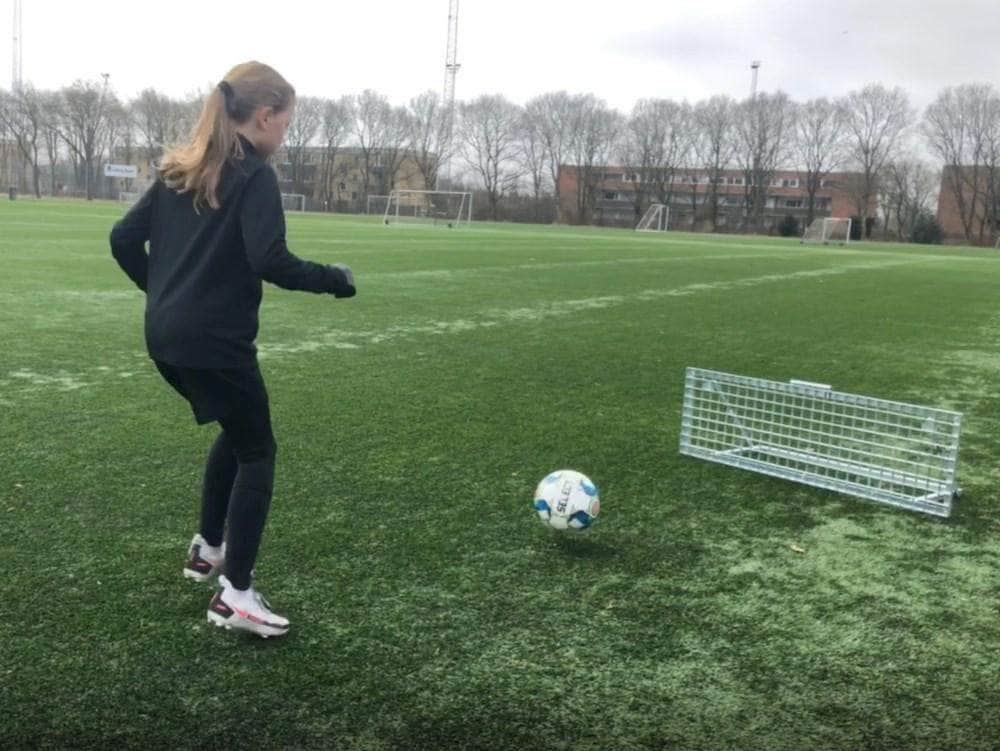 Fodbold rebounder i stål - Lukaki.dkFodbold rebounder i stål