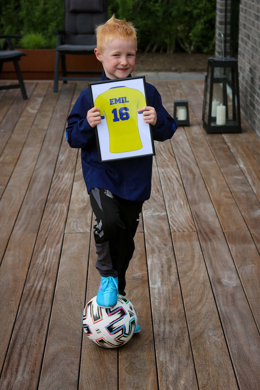 Brøndby Fußballplakat – mit eigenem Namen und eigener Nummer