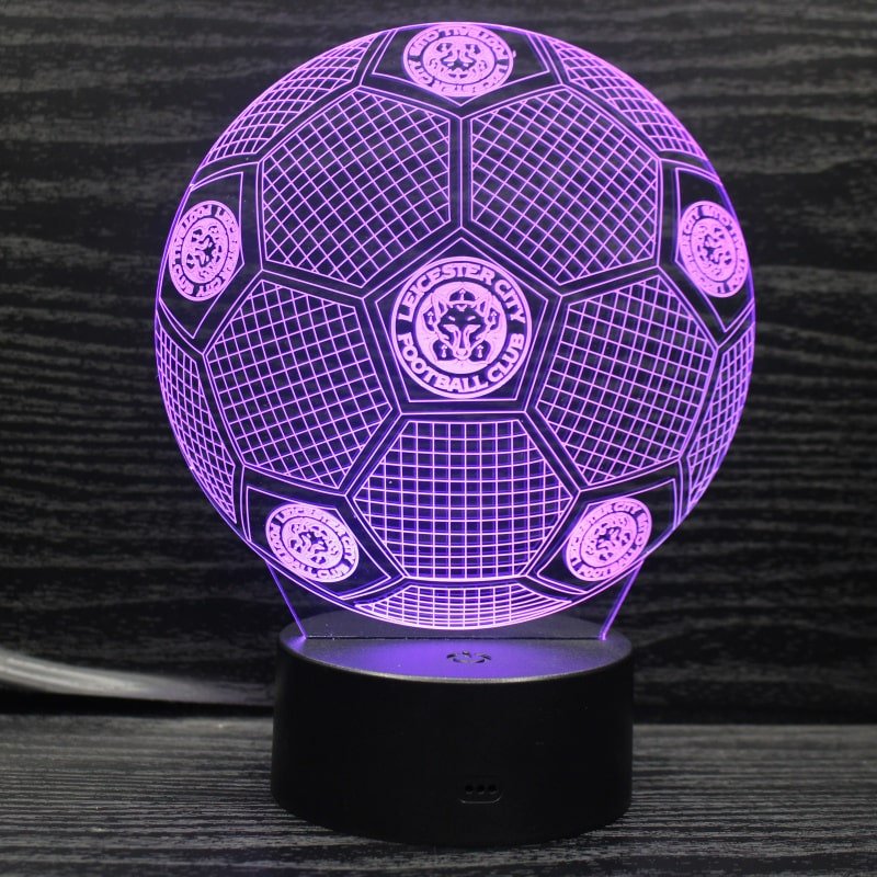 Leicester 3D Fodbold lampe - Lyser i 7 farver - Lukaki.dkLeicester 3D Fodbold lampe - Lyser i 7 farver