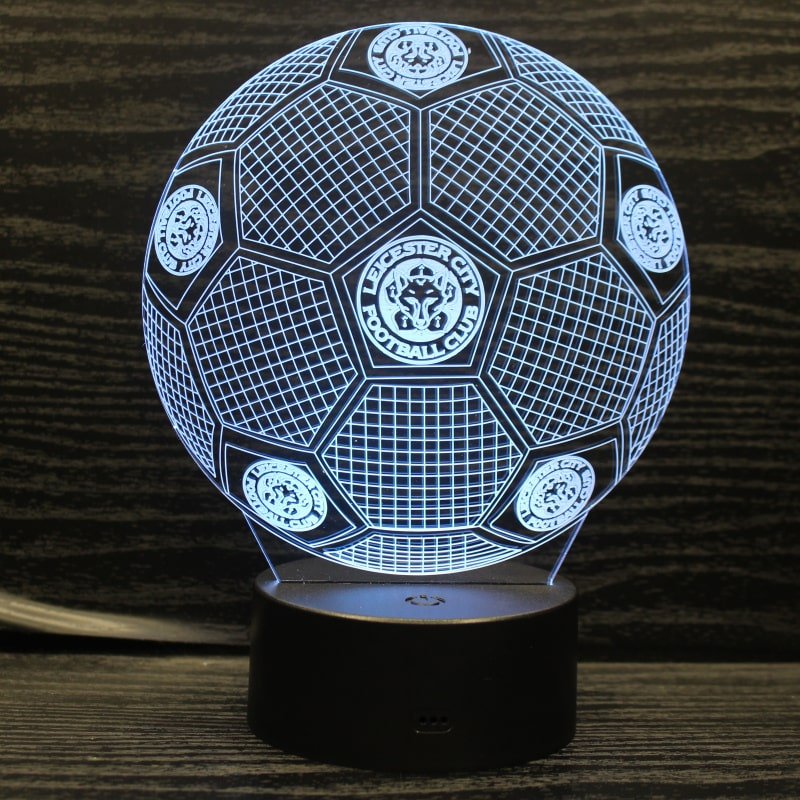 Leicester 3D Fodbold lampe - Lyser i 7 farver - Lukaki.dkLeicester 3D Fodbold lampe - Lyser i 7 farver