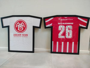 T-Shirt-Rahmen – UMBRA (2 Größen)
