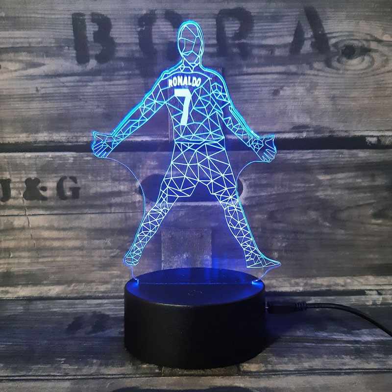 Cristiano Ronaldo 3D-Fußballlampe – Leuchtet in 7 Farben