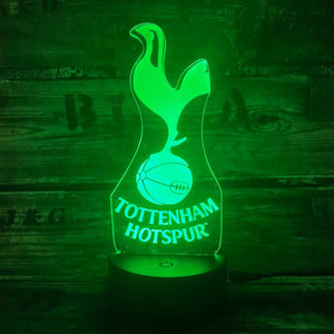 Tottenham 3D Fodbold lampe - Lyser i 7 farver - Lukaki.dkTottenham 3D Fodbold lampe - Lyser i 7 farver